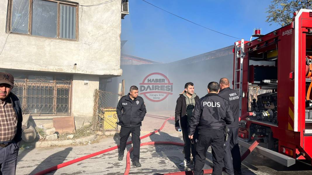 Konya Marangozlar Sanayi Sitesinde korkutan yangın 6